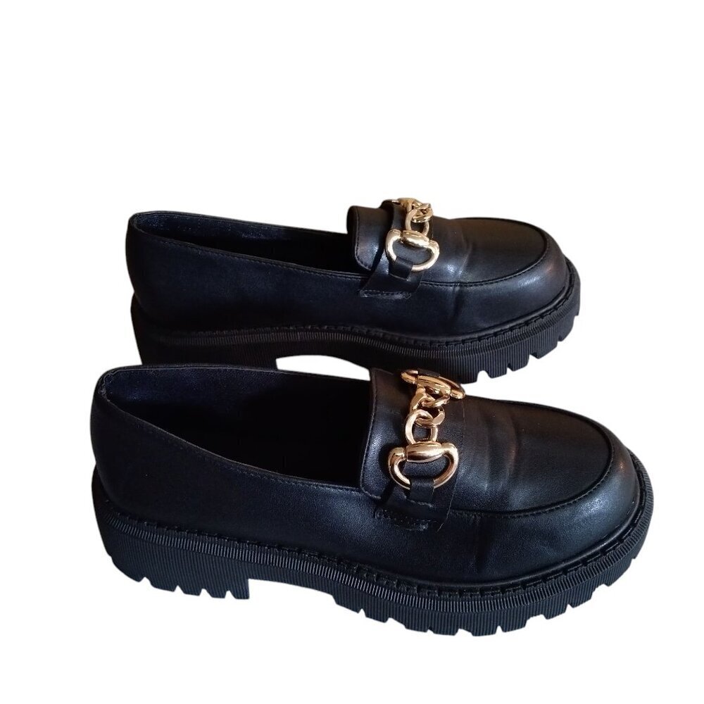 Black Lightweight Lug Sole Slip On Shoes Unbranded EU 38/US 7.5 Chain Accent NEW - Picture 2 of 5